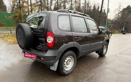 Chevrolet Niva I рестайлинг, 2011 год, 550 000 рублей, 3 фотография