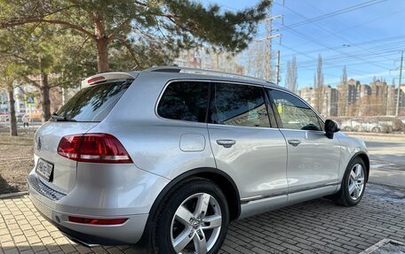 Volkswagen Touareg III, 2014 год, 2 100 000 рублей, 3 фотография