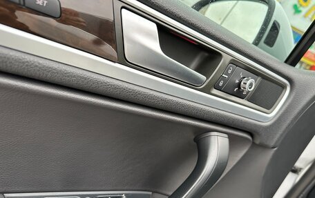 Volkswagen Touareg III, 2014 год, 2 100 000 рублей, 18 фотография