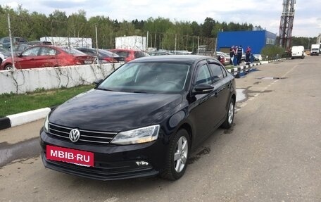 Volkswagen Jetta VI, 2014 год, 990 000 рублей, 3 фотография