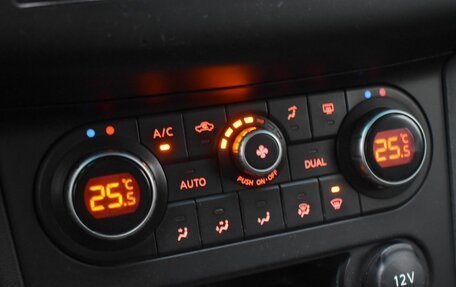 Nissan Qashqai, 2011 год, 899 999 рублей, 16 фотография