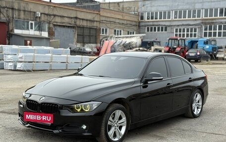 BMW 3 серия, 2013 год, 1 600 000 рублей, 4 фотография