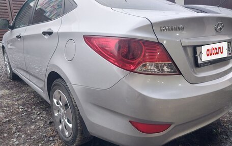 Hyundai Solaris II рестайлинг, 2013 год, 755 000 рублей, 7 фотография