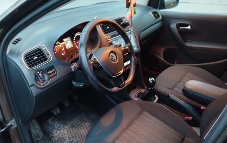 Volkswagen Polo VI (EU Market), 2015 год, 949 000 рублей, 5 фотография