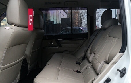 Mitsubishi Pajero IV, 2019 год, 4 070 000 рублей, 10 фотография