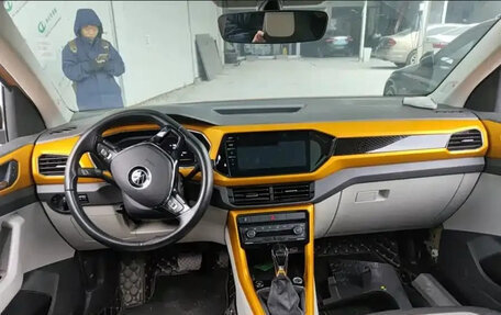 Volkswagen T-Cross I, 2022 год, 2 100 002 рублей, 6 фотография