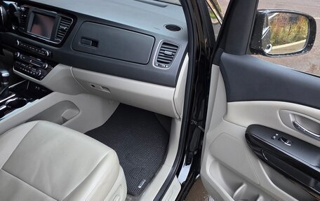 KIA Carnival III, 2019 год, 3 250 000 рублей, 12 фотография