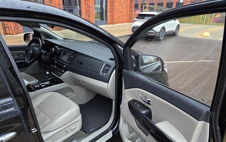 KIA Carnival III, 2019 год, 3 250 000 рублей, 10 фотография