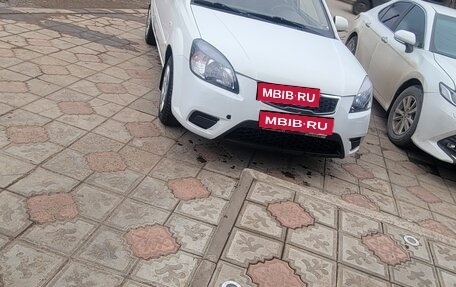 KIA Rio II, 2011 год, 450 000 рублей, 1 фотография