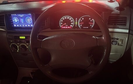 Toyota Corolla, 2004 год, 580 000 рублей, 10 фотография