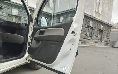 Fiat Doblo I, 2010 год, 700 000 рублей, 9 фотография