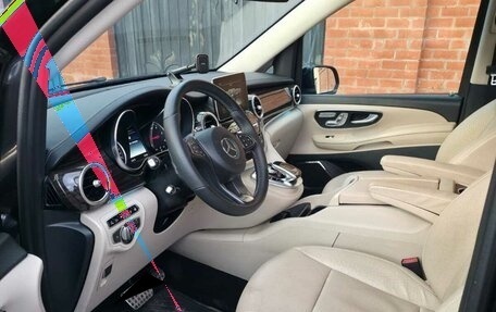 Mercedes-Benz V-Класс, 2016 год, 4 300 000 рублей, 8 фотография