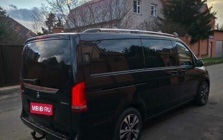 Mercedes-Benz V-Класс, 2016 год, 4 300 000 рублей, 3 фотография