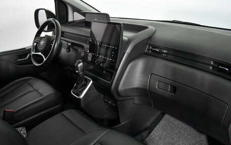 Hyundai Staria, 2021 год, 4 800 000 рублей, 15 фотография