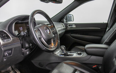 Jeep Grand Cherokee, 2018 год, 2 970 000 рублей, 10 фотография