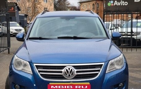 Volkswagen Tiguan I, 2010 год, 999 000 рублей, 2 фотография