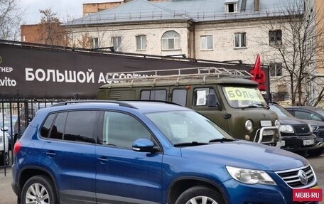 Volkswagen Tiguan I, 2010 год, 999 000 рублей, 3 фотография