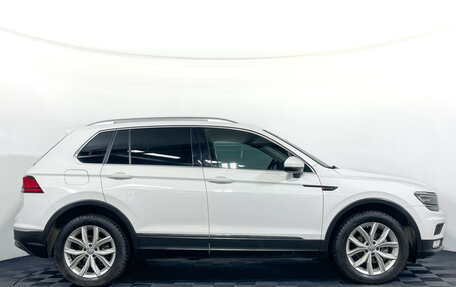 Volkswagen Tiguan II, 2017 год, 2 097 000 рублей, 4 фотография