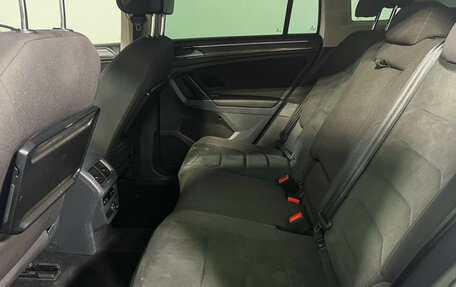 Volkswagen Tiguan II, 2017 год, 2 097 000 рублей, 10 фотография