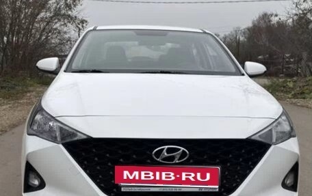 Hyundai Solaris II рестайлинг, 2021 год, 1 430 000 рублей, 12 фотография