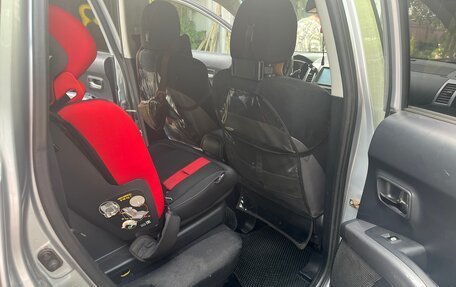 Mitsubishi Outlander III рестайлинг 3, 2007 год, 850 000 рублей, 13 фотография