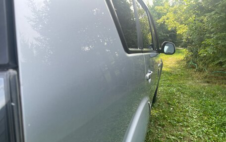 Mitsubishi Outlander III рестайлинг 3, 2007 год, 850 000 рублей, 21 фотография