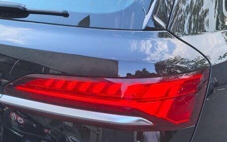 Audi Q7, 2024 год, 8 300 000 рублей, 14 фотография