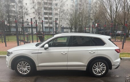 Volkswagen Touareg III, 2020 год, 5 900 000 рублей, 9 фотография