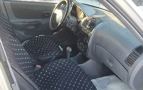 Hyundai Accent II, 2006 год, 320 000 рублей, 3 фотография