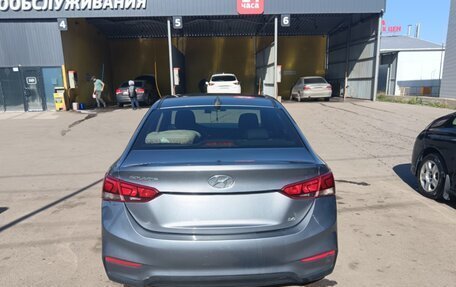 Hyundai Solaris II рестайлинг, 2018 год, 1 500 000 рублей, 2 фотография