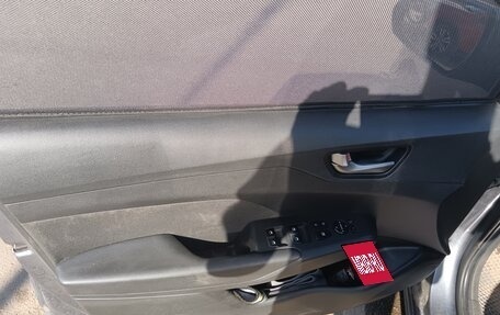 Hyundai Solaris II рестайлинг, 2018 год, 1 500 000 рублей, 9 фотография