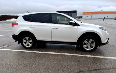 Toyota RAV4, 2014 год, 1 700 000 рублей, 8 фотография