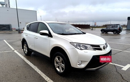 Toyota RAV4, 2014 год, 1 700 000 рублей, 9 фотография