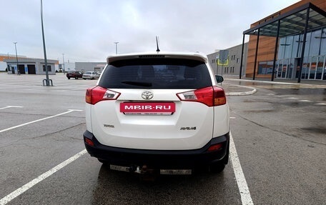 Toyota RAV4, 2014 год, 1 700 000 рублей, 6 фотография