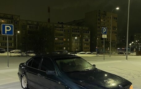 BMW 5 серия, 1998 год, 250 000 рублей, 1 фотография