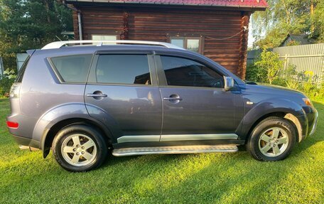 Mitsubishi Outlander III рестайлинг 3, 2007 год, 1 250 000 рублей, 2 фотография