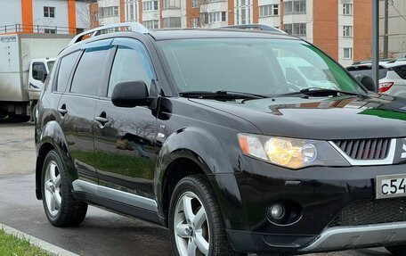 Mitsubishi Outlander III рестайлинг 3, 2007 год, 1 080 000 рублей, 13 фотография