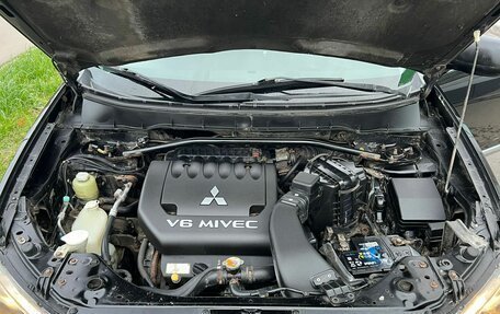 Mitsubishi Outlander III рестайлинг 3, 2007 год, 1 080 000 рублей, 30 фотография