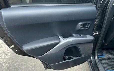 Mitsubishi Outlander III рестайлинг 3, 2007 год, 1 080 000 рублей, 31 фотография