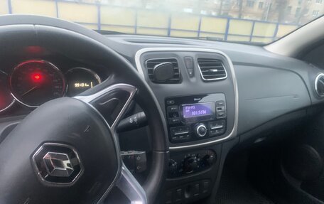 Renault Logan II, 2019 год, 1 020 000 рублей, 9 фотография