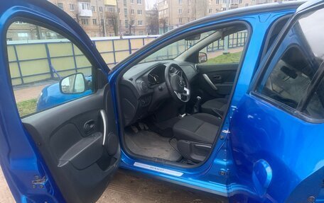 Renault Logan II, 2019 год, 1 020 000 рублей, 7 фотография