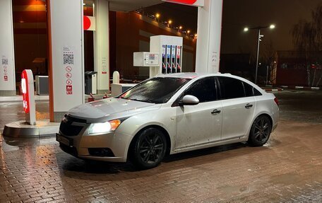 Chevrolet Cruze II, 2012 год, 650 000 рублей, 3 фотография