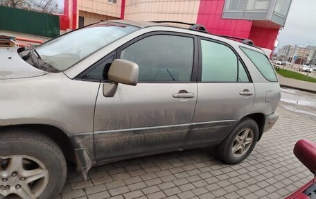 Lexus RX IV рестайлинг, 2000 год, 650 000 рублей, 5 фотография