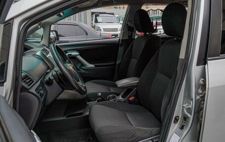 Toyota Verso I, 2009 год, 1 270 000 рублей, 11 фотография