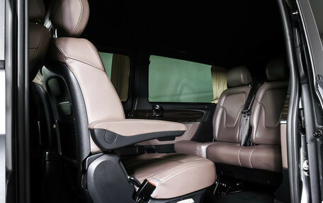 Mercedes-Benz V-Класс, 2021 год, 6 290 000 рублей, 13 фотография