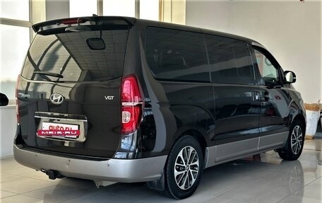 Hyundai Grand Starex Grand Starex I рестайлинг 2, 2019 год, 3 555 000 рублей, 7 фотография