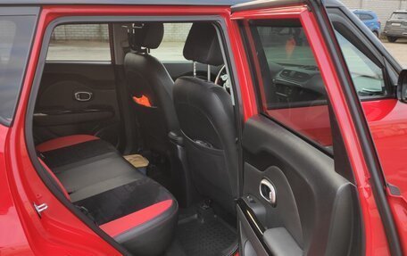 KIA Soul II рестайлинг, 2016 год, 1 750 000 рублей, 10 фотография