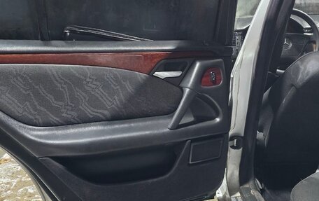 Mercedes-Benz E-Класс, 1999 год, 375 000 рублей, 15 фотография