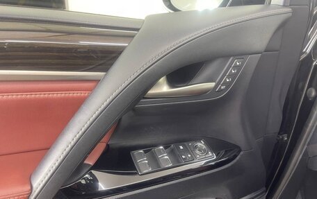 Lexus LX III, 2021 год, 9 900 000 рублей, 13 фотография