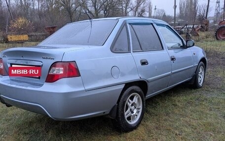 Daewoo Nexia I рестайлинг, 2011 год, 240 000 рублей, 4 фотография